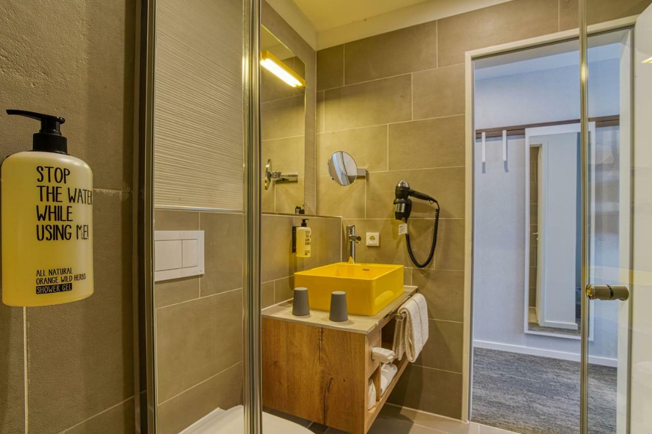 Hotel Ninetynine Wuppertal Extérieur photo